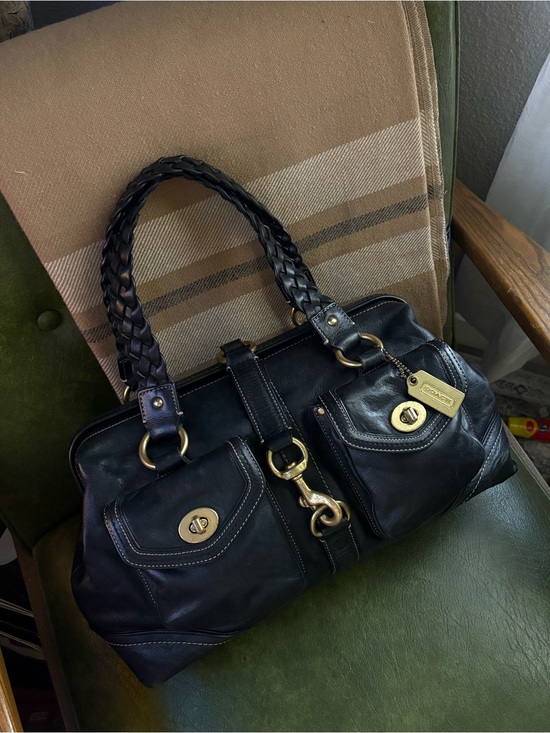 Coach Handbags - COACH Y2K BLACK VACHETTA LEATHER LG DAPHNE DOCTOR SATCHEL TOTE BAG 3569 black